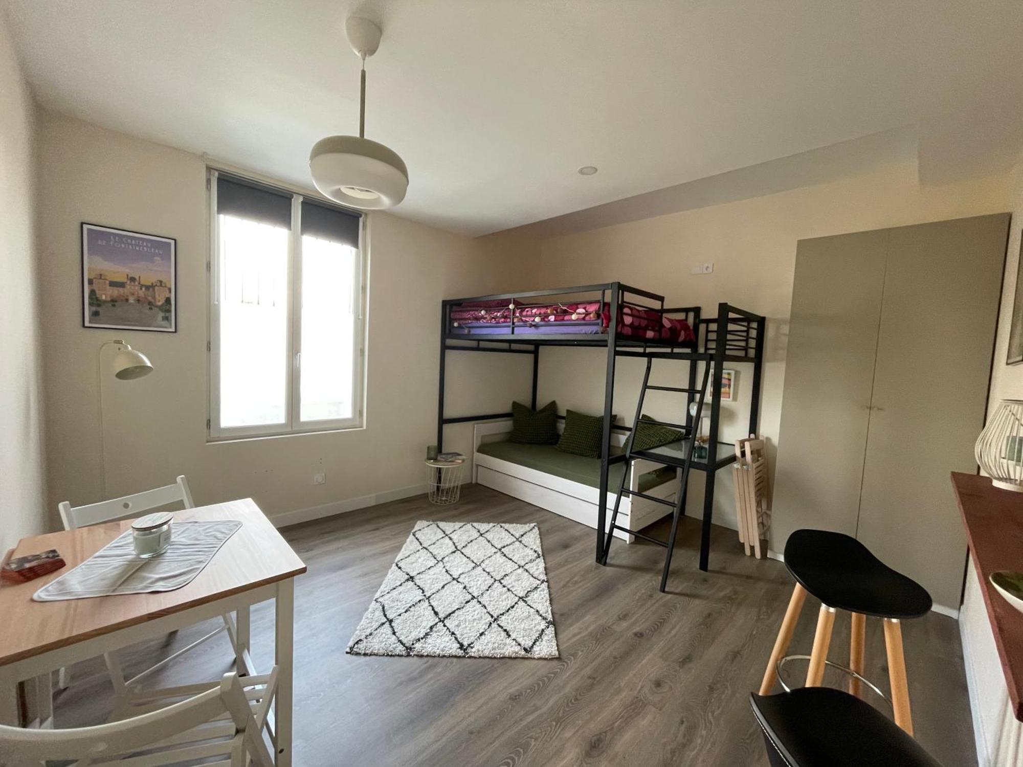 Studio 4 Emplacement Ideal Entre Chateau Et Centre Fontainebleau Esterno foto